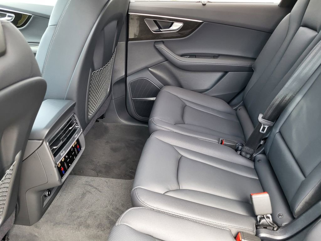New 2025 Audi Q7 2.0T Premium Plus image 8