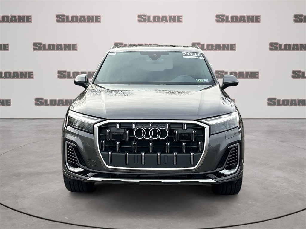 Certified 2025 Audi Q7 2.0T Premium Plus image 8