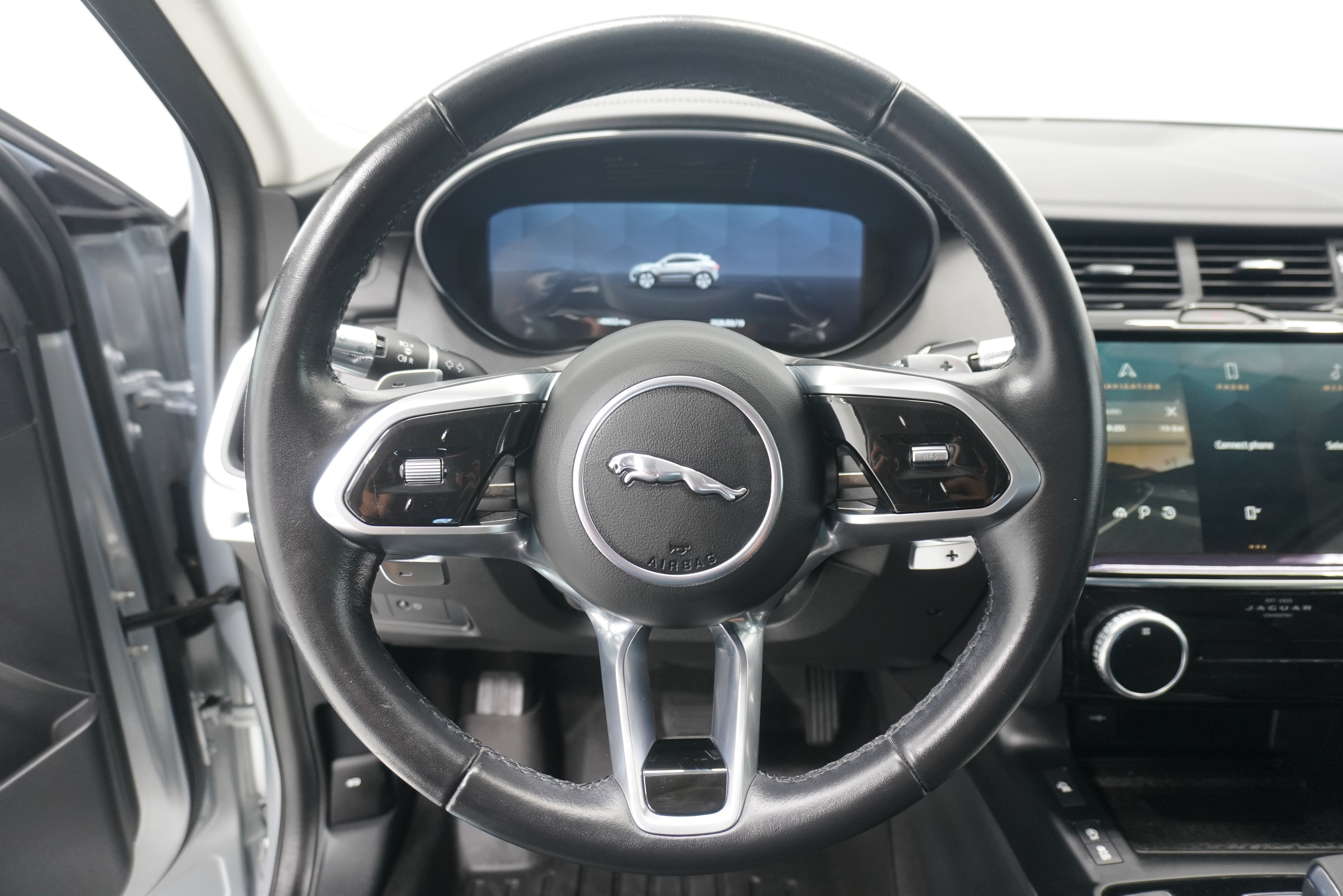Used 2021 Jaguar E-PACE SE AWD/4WD image 17