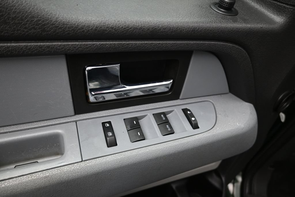 Used 2014 Ford F150 XLT w/ Equipment Group 302A Luxury RWD image 11