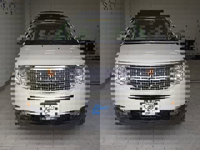 Used 2007 Lincoln MKX AWD image 2