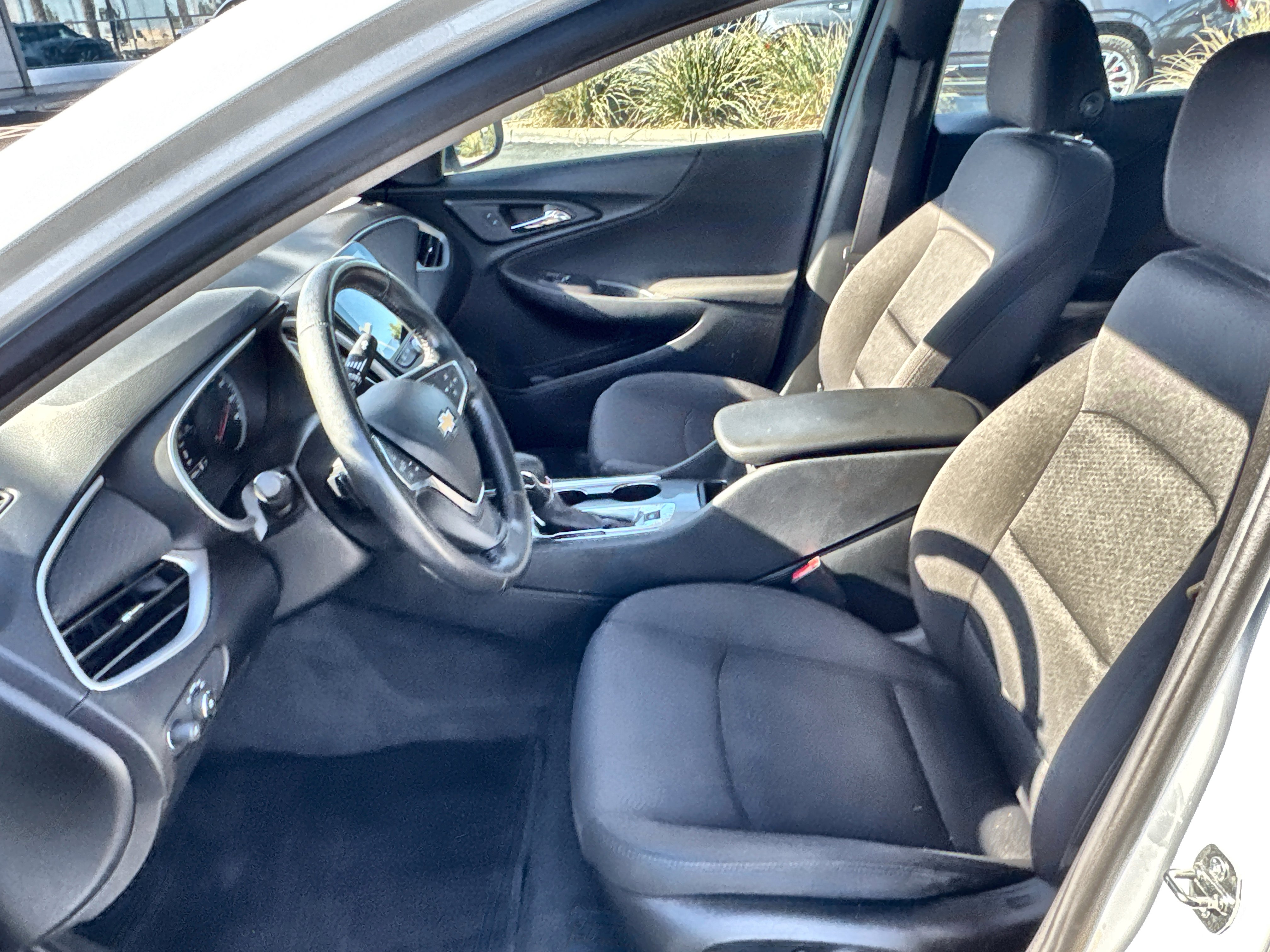 Used 2022 Chevrolet Malibu RS image 10