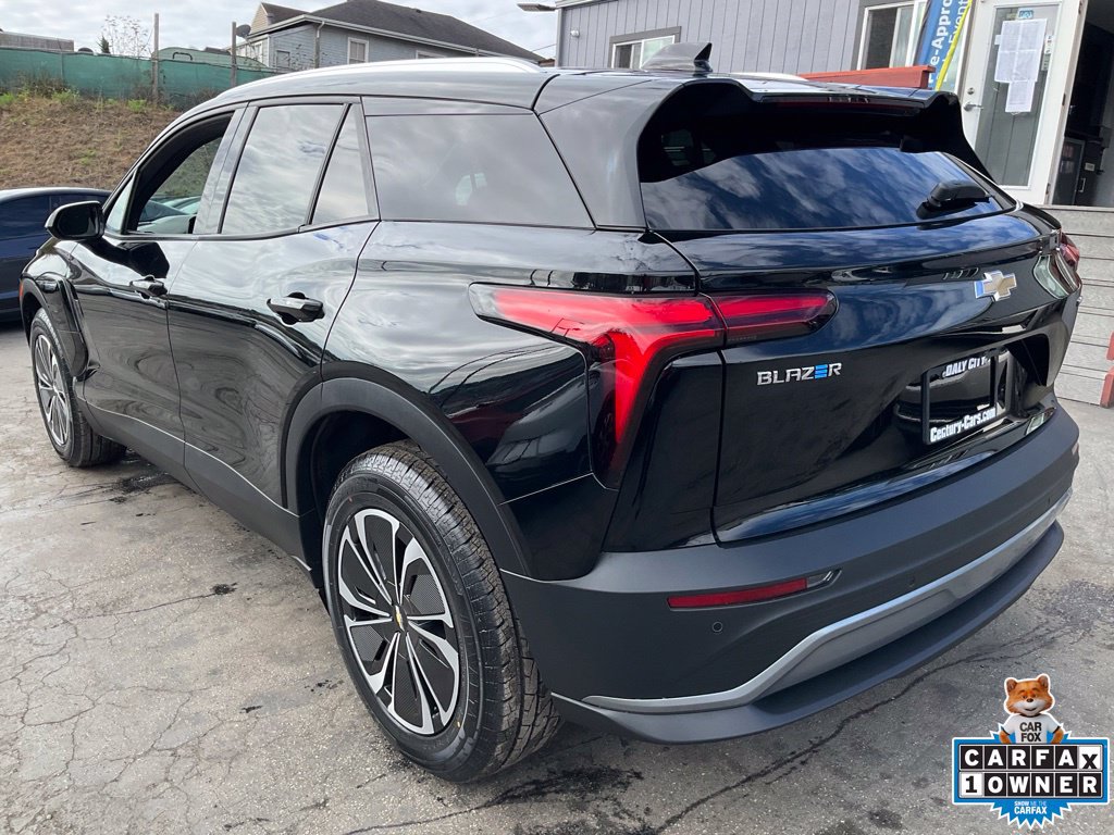 Used 2024 Chevrolet Blazer EV LT AWD/4WD image 80