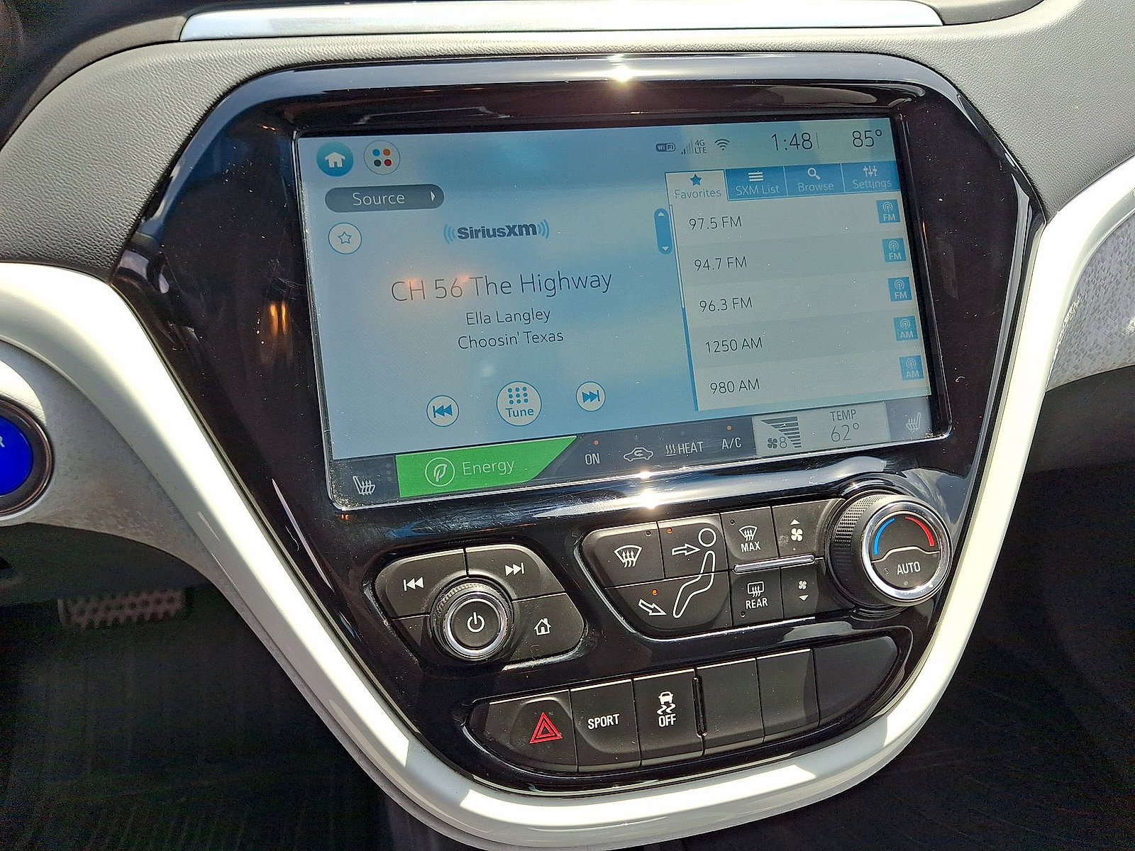 Used 2020 Chevrolet Bolt LT FWD image 14