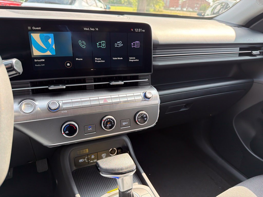 New 2027 Hyundai Kona SE AWD/4WD image 19
