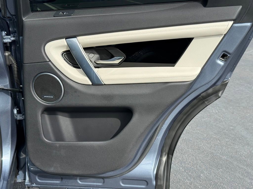 Used 2022 Land Rover Discovery Sport S R-Dynamic image 39