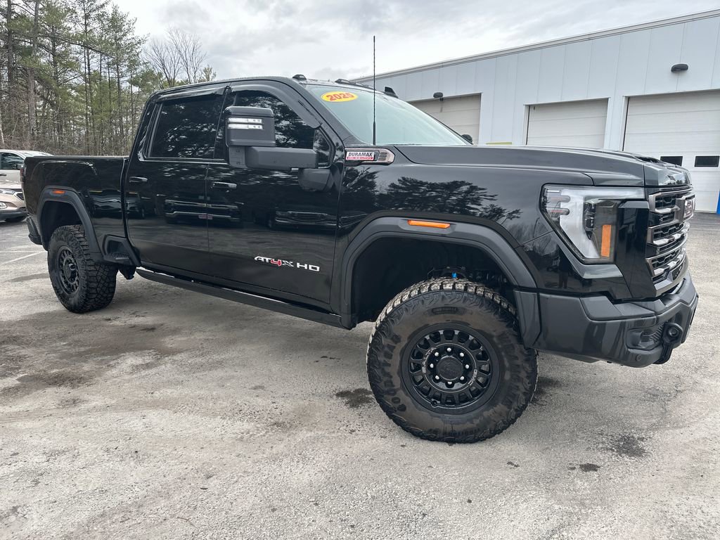 Used 2025 GMC Sierra 2500 AT4X w/ AT4X AEV Edition image 7