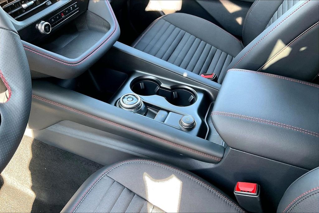 New 2026 Ford Explorer ST-Line w/ Premium Package image 8