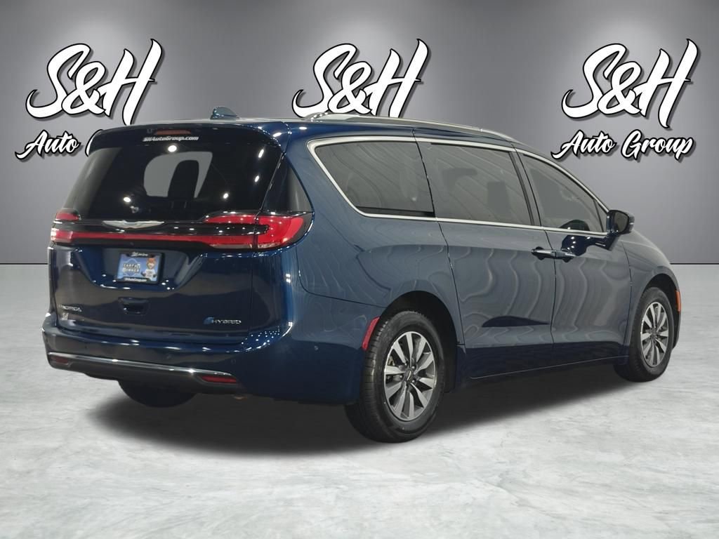 Used 2021 Chrysler Pacifica Touring-L image 19