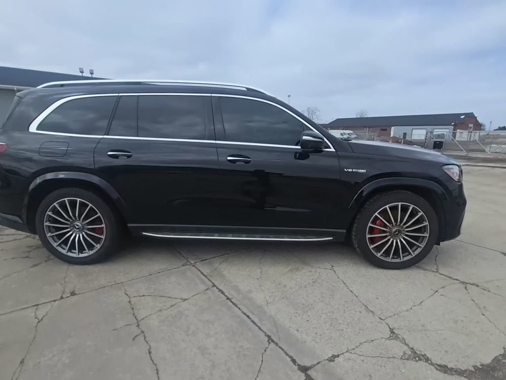 Used 2024 Mercedes-Benz GLS 63 AMG 4MATIC image 6