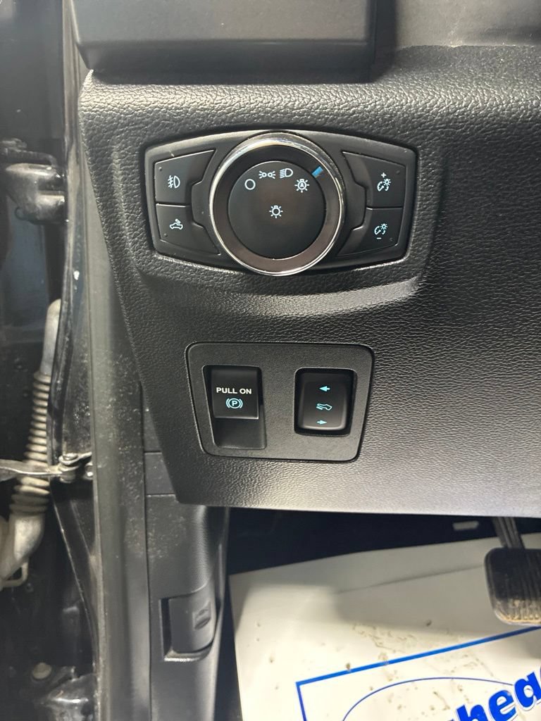 Used 2020 Ford F150 XLT w/ Equipment Group 302A Luxury AWD/4WD image 14