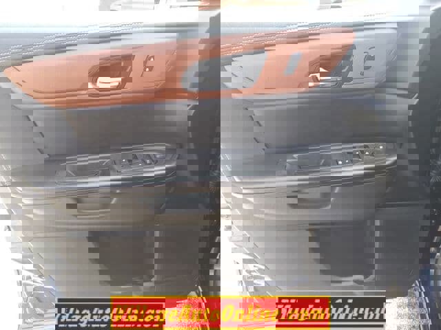 Used 2017 Chevrolet Traverse LT AWD/4WD image 24