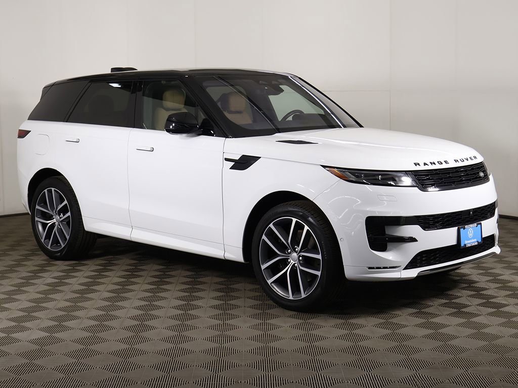 Used 2023 Land Rover Range Rover Sport SE Dynamic AWD/4WD image 2