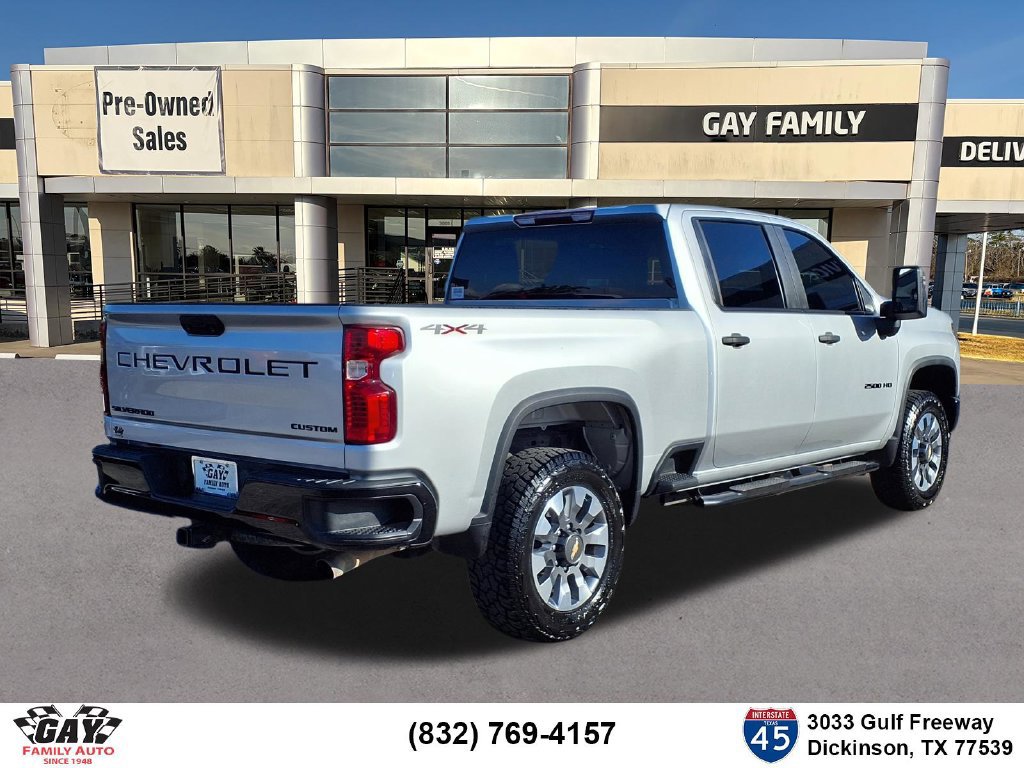 Used 2022 Chevrolet Silverado 2500 Custom w/ Gooseneck/5TH Wheel Package AWD/4WD image 2
