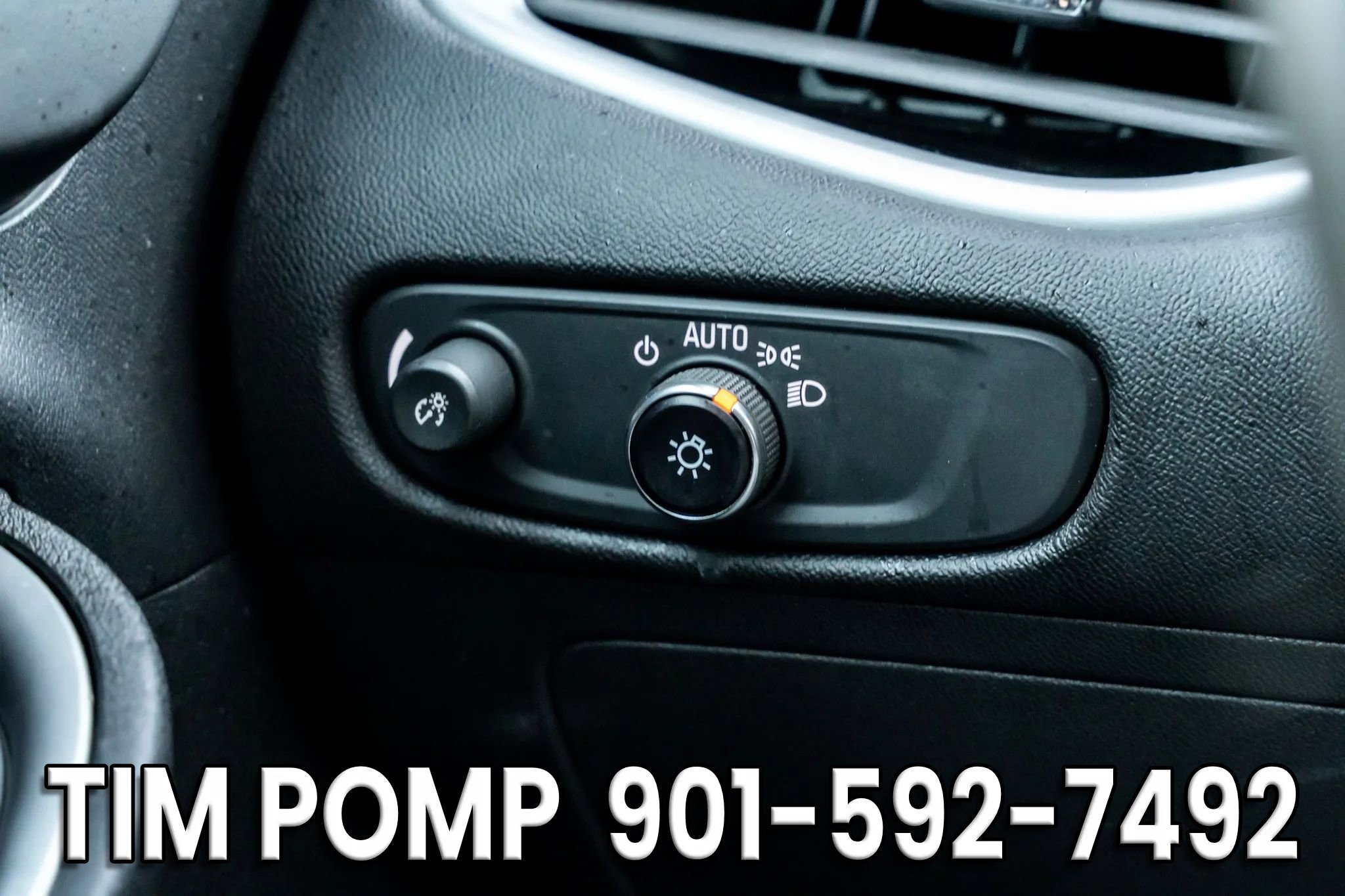 Used 2023 Chevrolet Malibu LT image 26