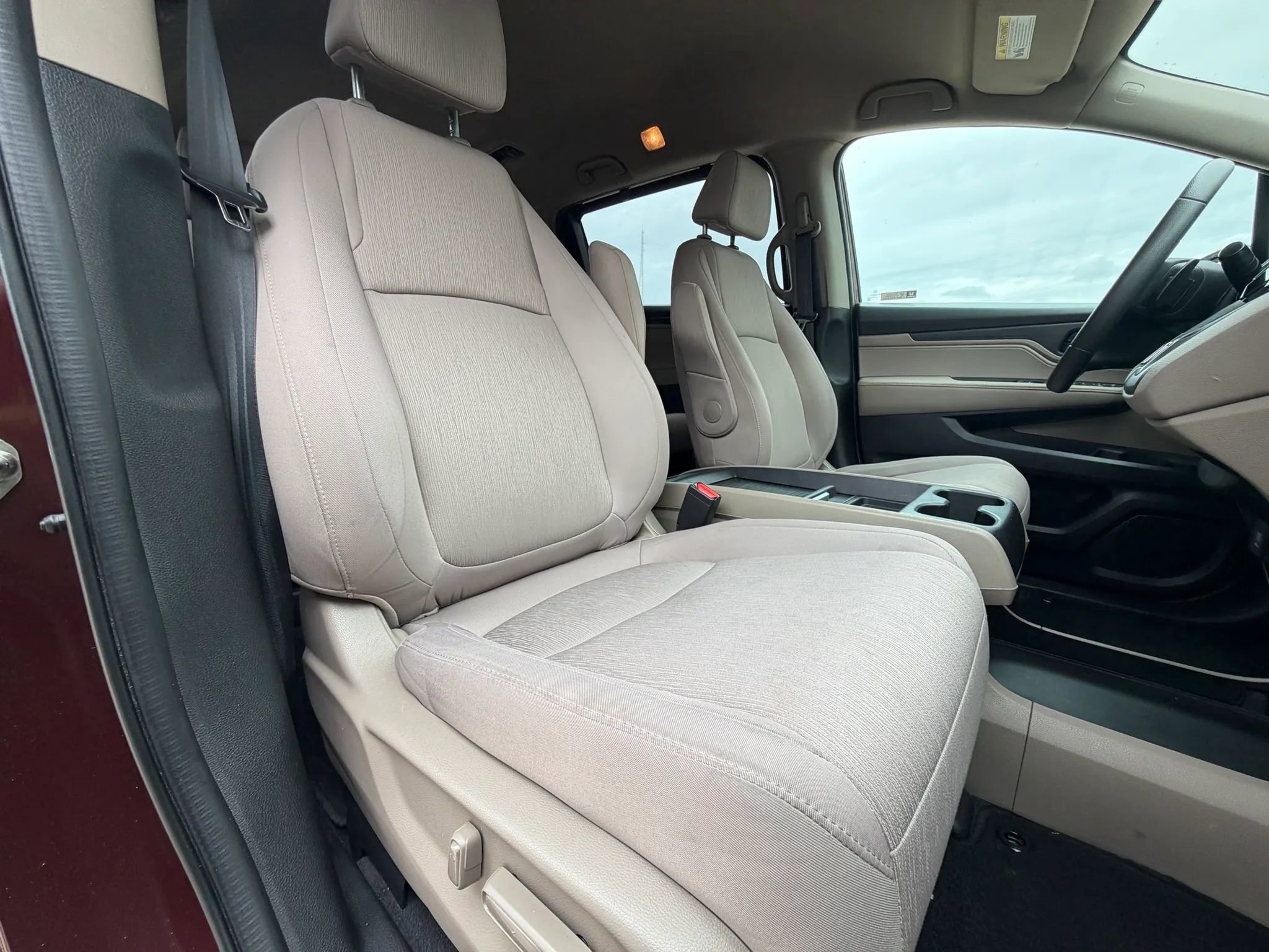 Used 2019 Honda Odyssey EX image 26