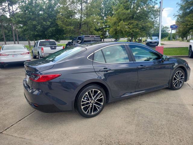 Certified 2025 Toyota Camry XLE FWD image 8