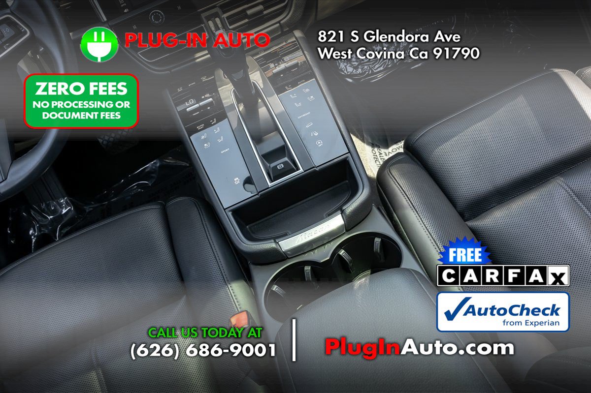 Used 2022 Porsche Macan AWD/4WD image 17