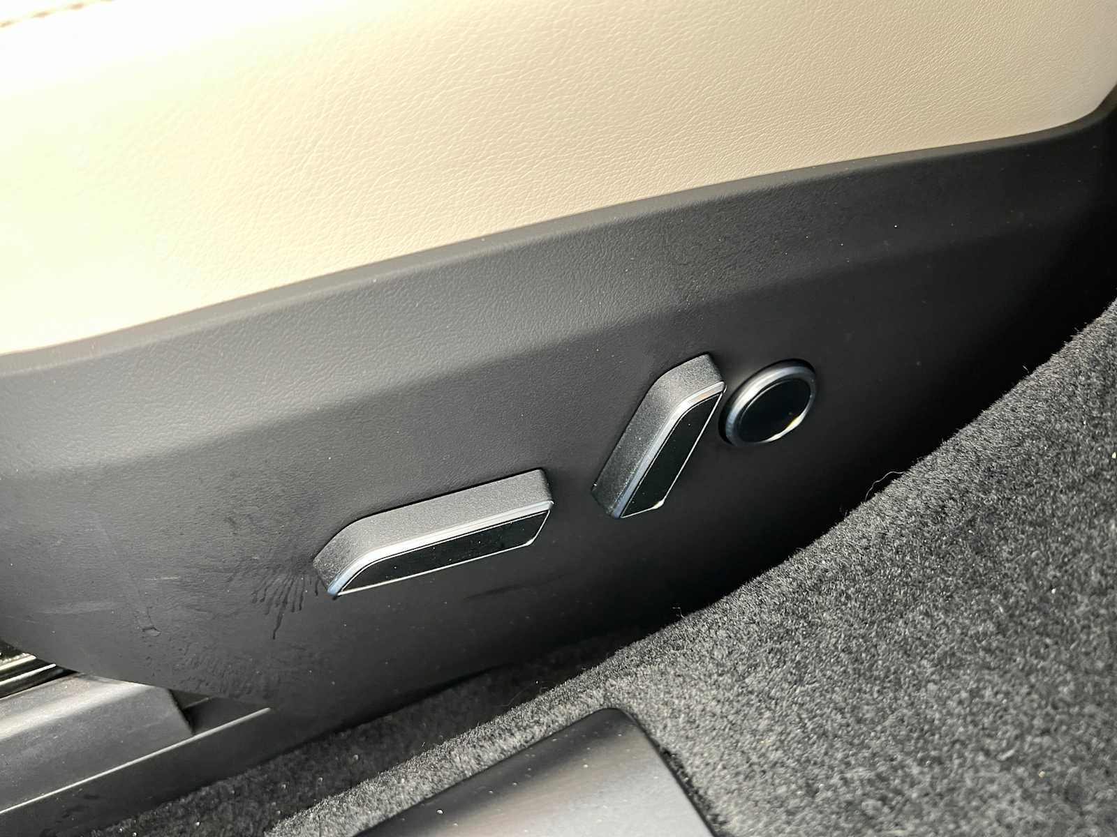 Used 2021 Tesla Model S Plaid AWD/4WD image 26