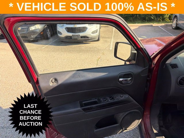 Used 2016 Jeep Patriot Sport w/ Power Value Group AWD/4WD image 13