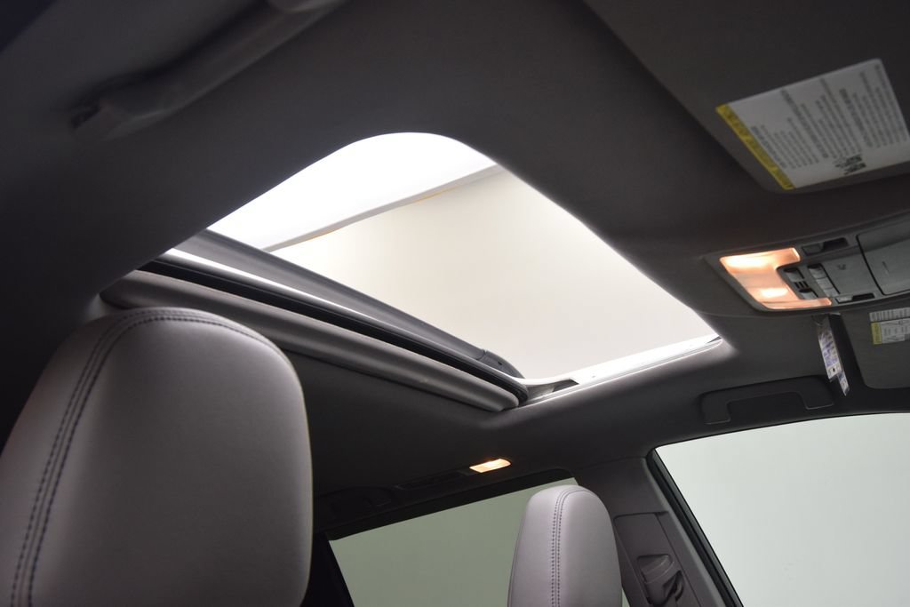 Used 2015 Toyota Highlander XLE AWD/4WD image 20
