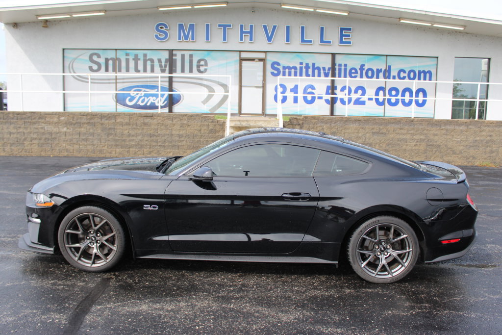 Used 2020 Ford Mustang GT Premium w/ Performance Package - Level 2 RWD image 2