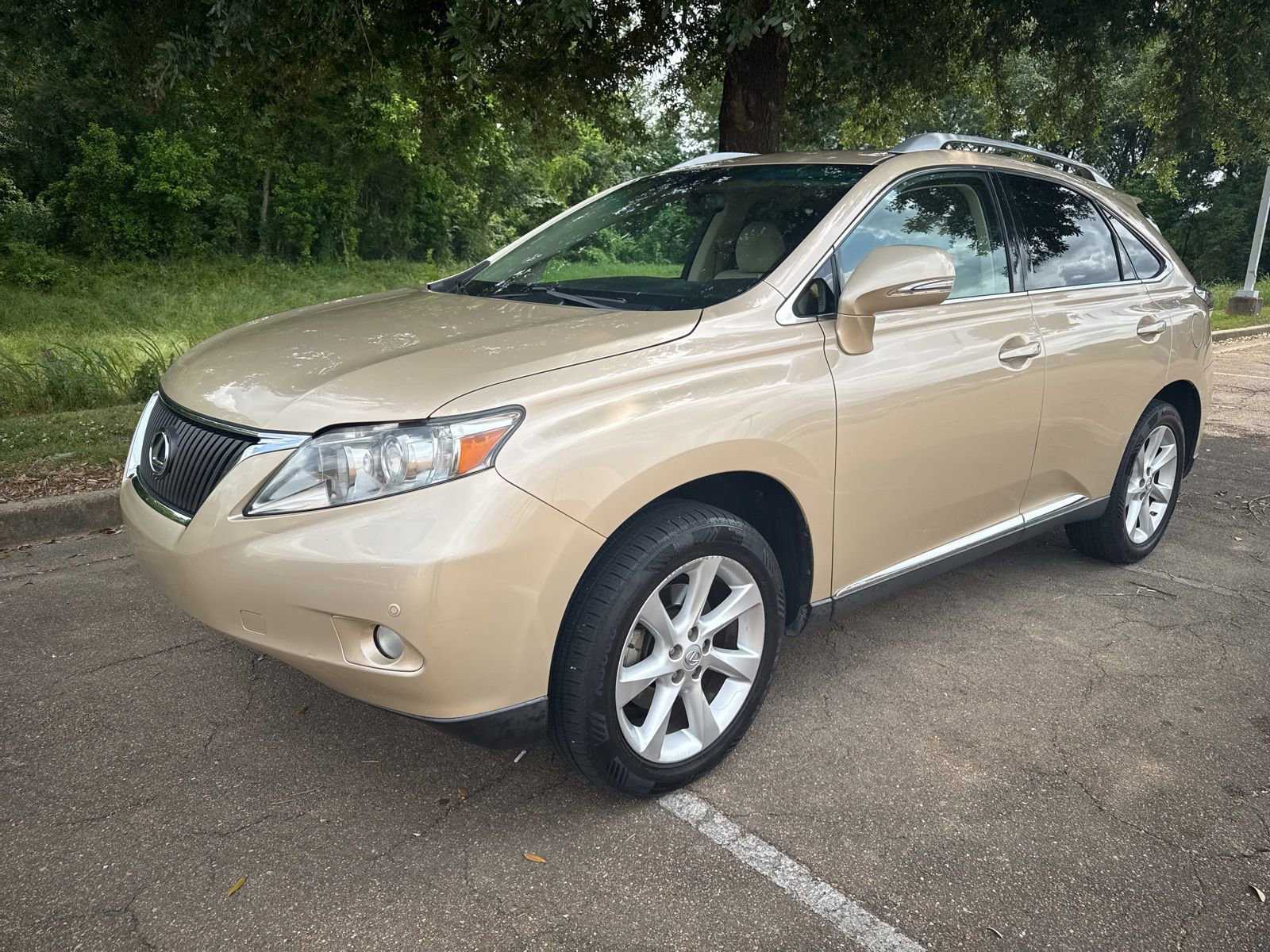 Used 2010 Lexus RX 350 2WD image 3