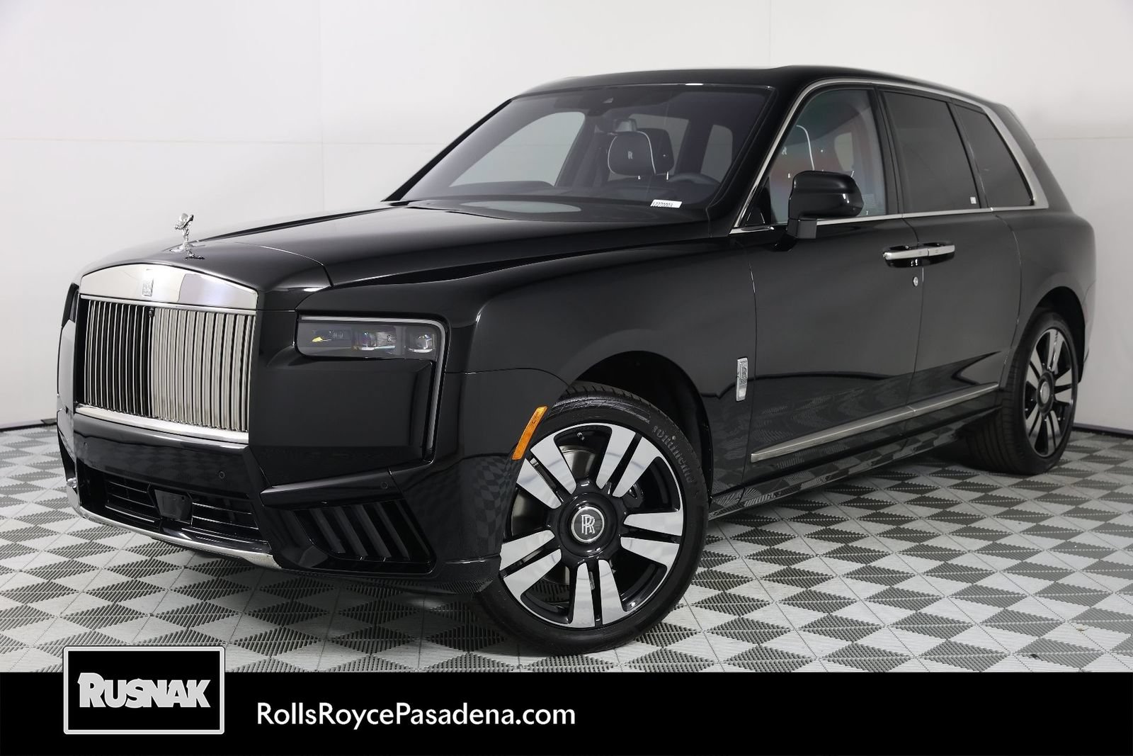 New 2026 Rolls-Royce Cullinan AWD/4WD image 1