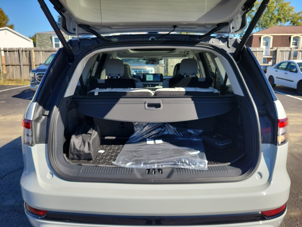New 2027 Lincoln Aviator Reserve AWD/4WD image 10
