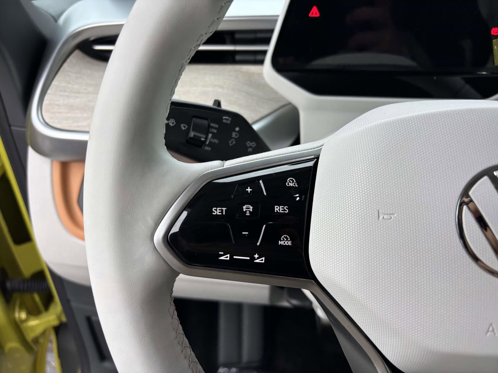 New 2025 Volkswagen ID. Buzz Pro S Plus image 19