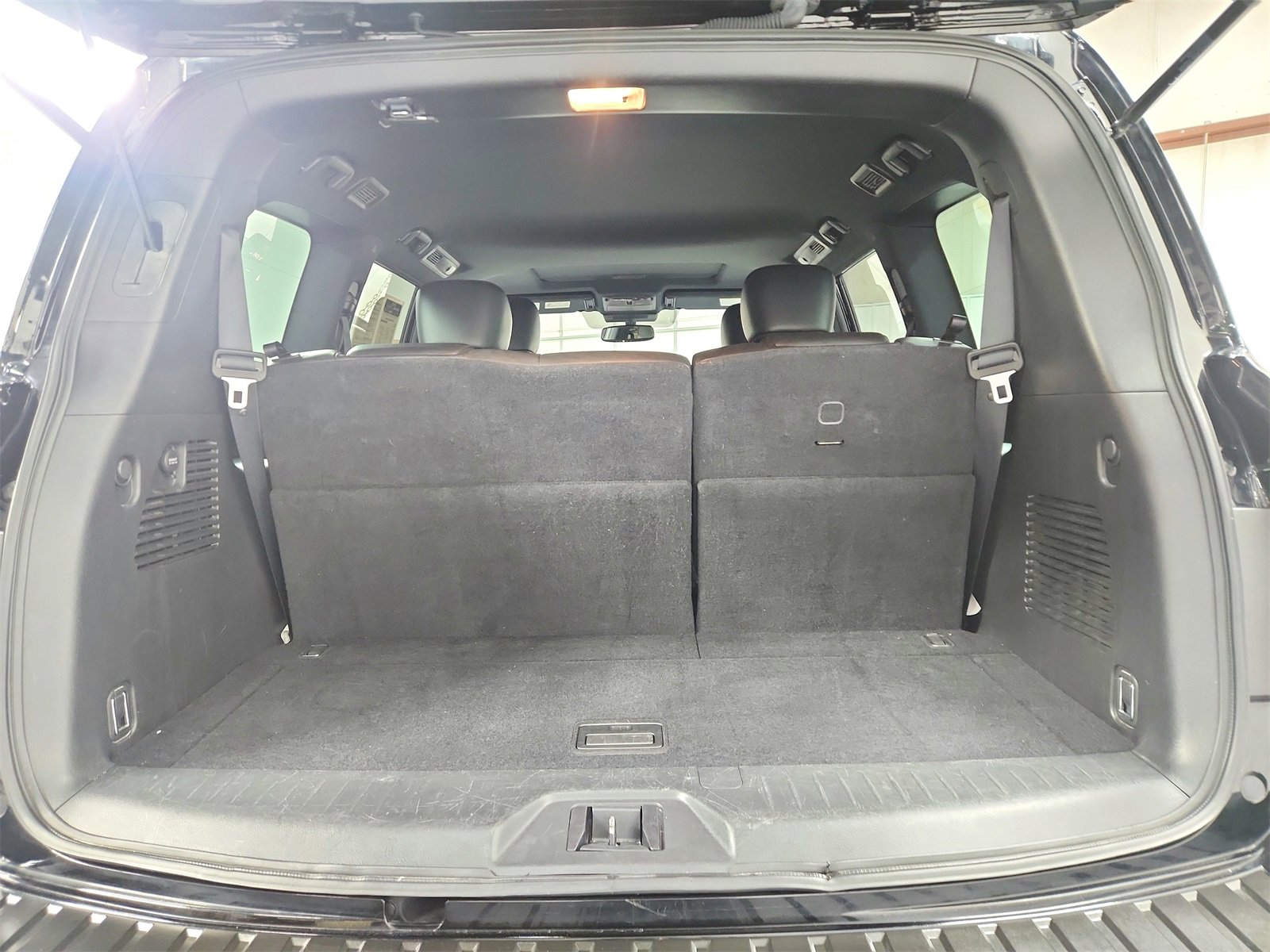 Used 2023 Nissan Armada SL w/ Midnight Edition Package image 46