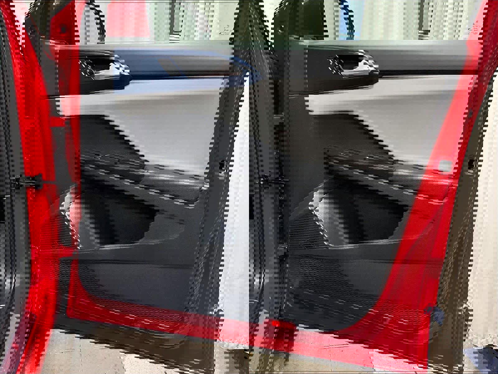 Certified 2022 Volkswagen Taos SE image 12