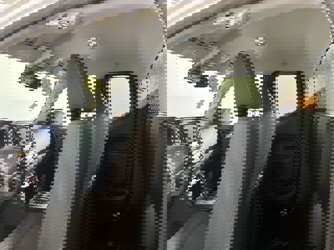 Used 2022 Chevrolet Colorado LT w/ Fleet Safety Package image 23