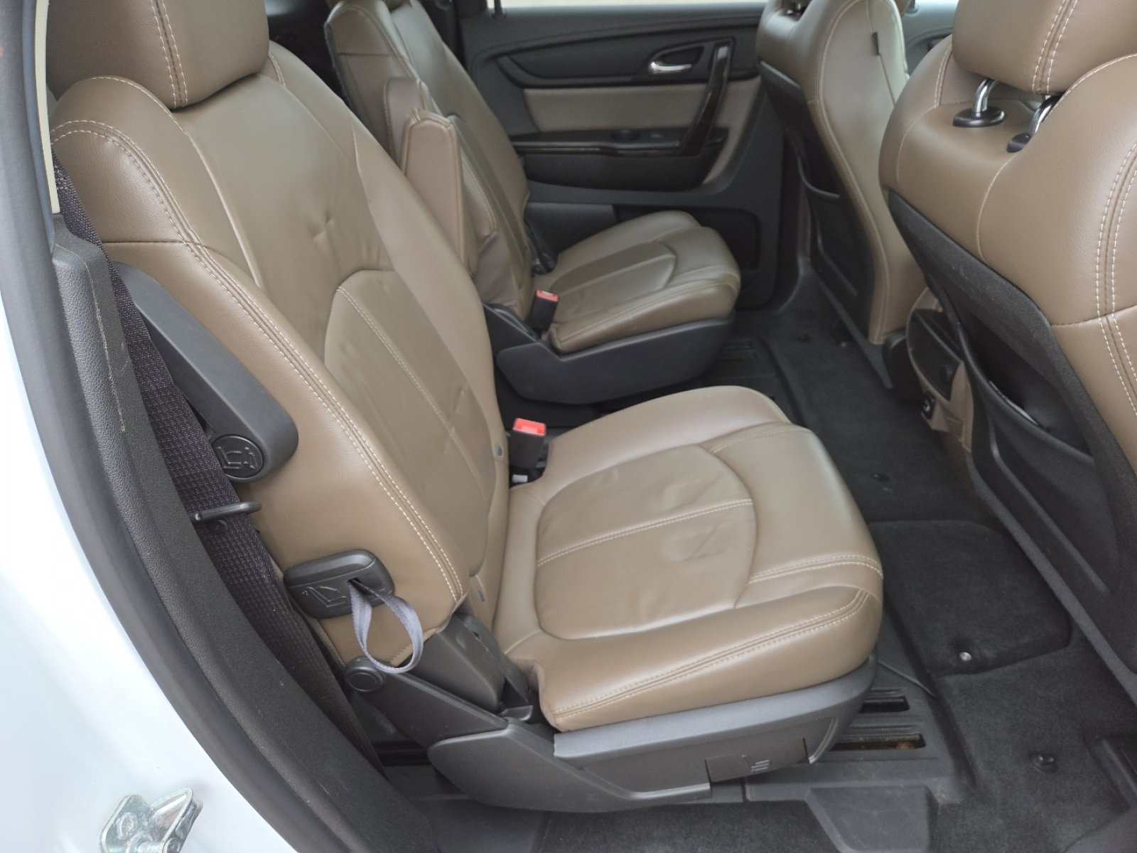 Used 2017 GMC Acadia Limited SLT image 22