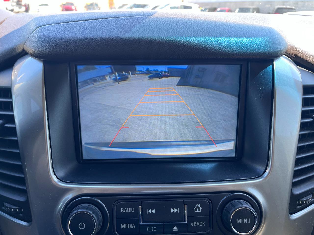 Used 2015 Chevrolet Tahoe LTZ AWD/4WD image 38