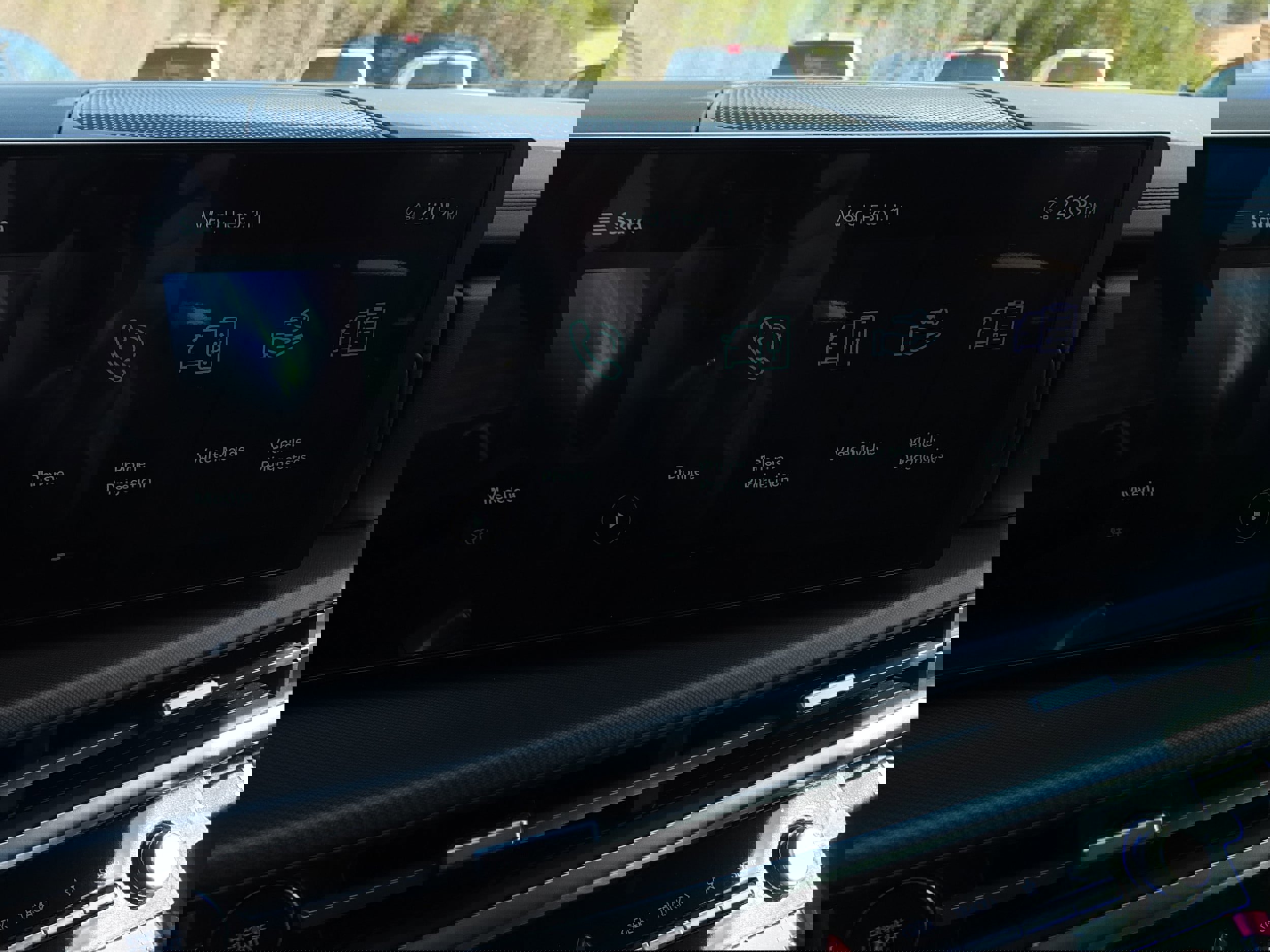 Used 2025 Hyundai Santa Fe SEL image 29