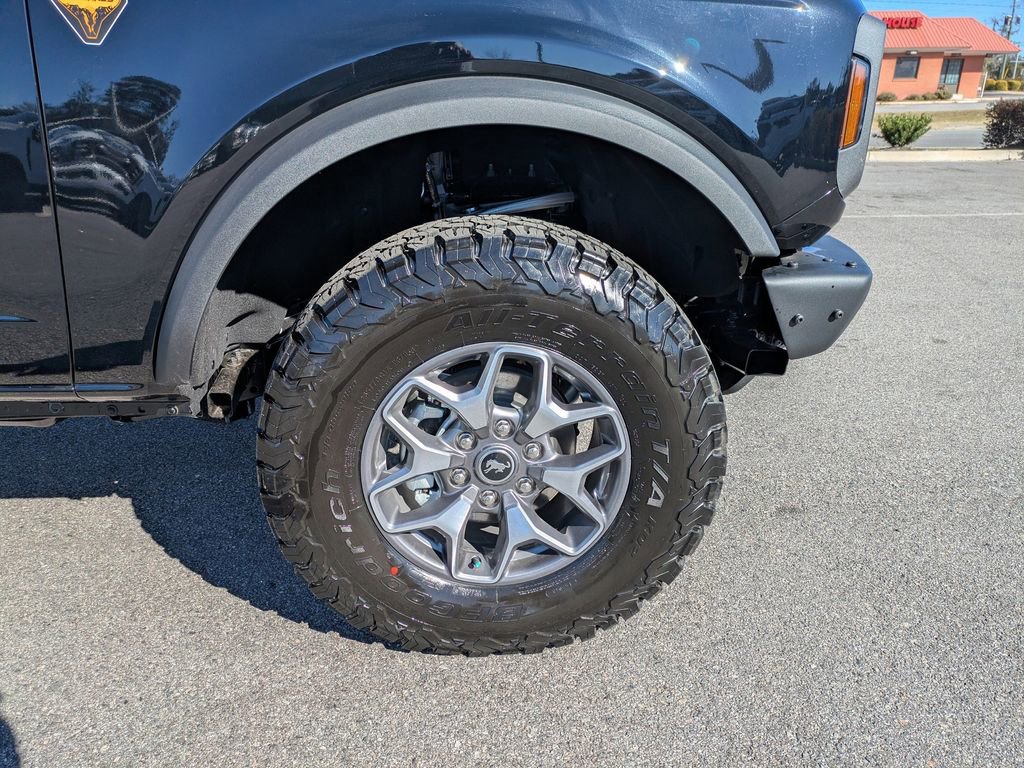 New 2025 Ford Bronco Badlands image 11