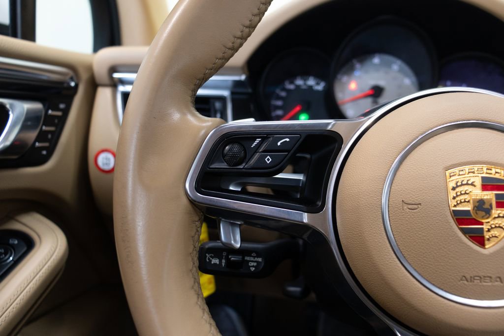 Used 2015 Porsche Macan S AWD/4WD image 24