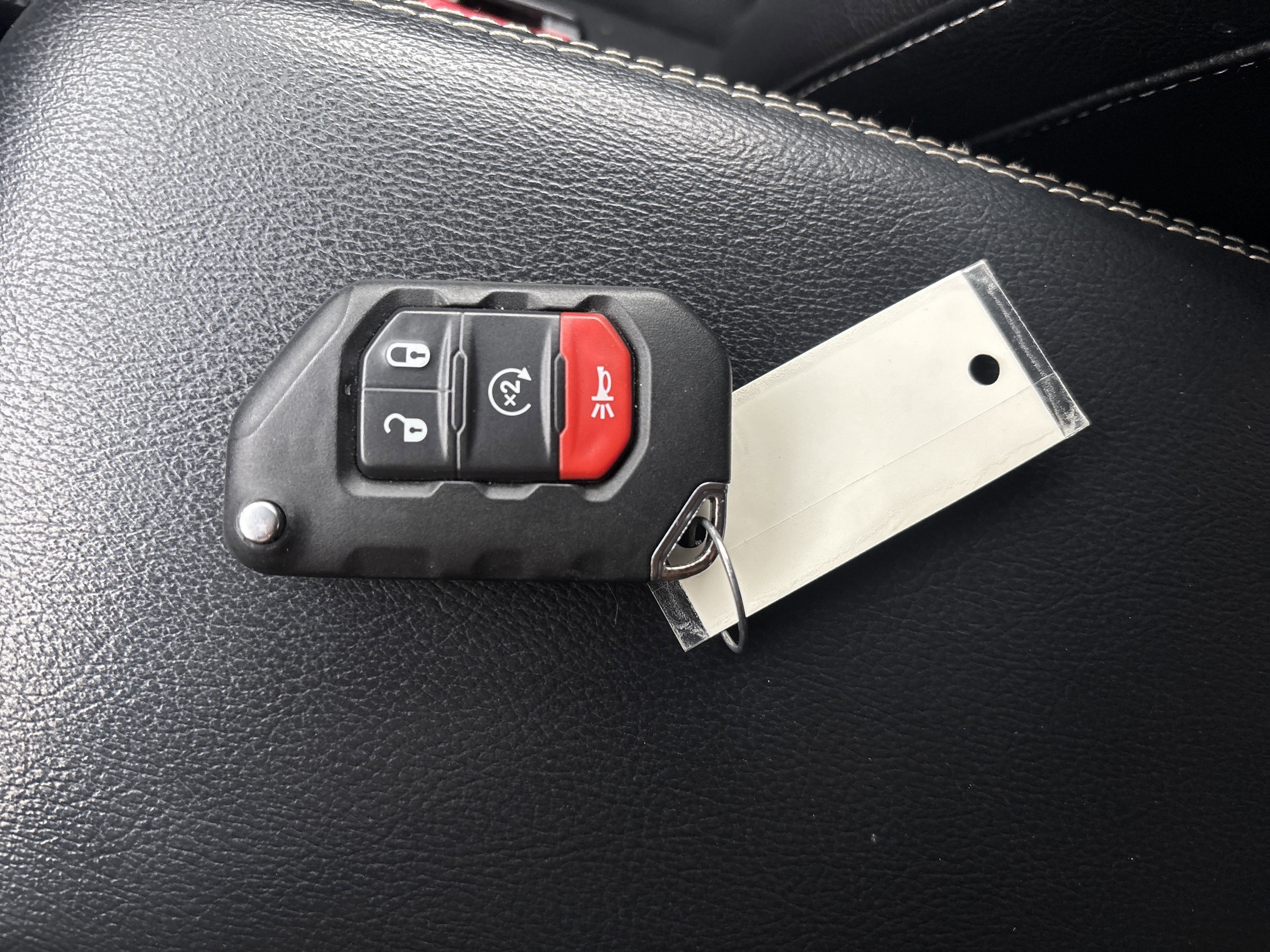 Used 2023 Jeep Wrangler Sahara w/ Cold Weather Group image 30