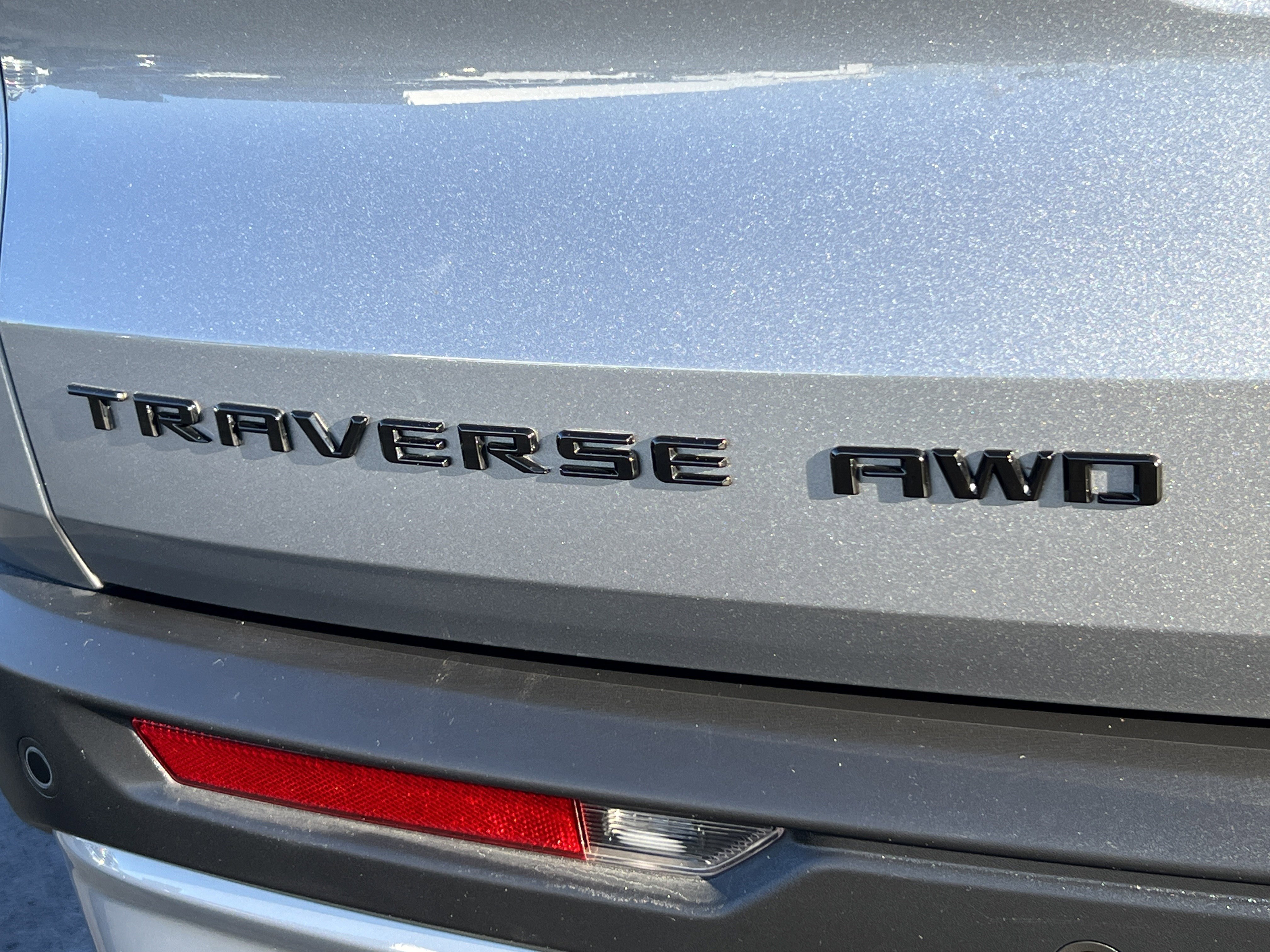 Used 2025 Chevrolet Traverse Z71 w/ Enhanced Driving Package image 9