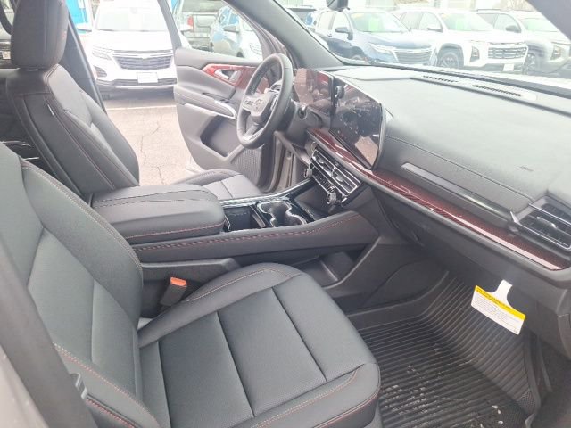 New 2026 Chevrolet Traverse Z71 w/ Driver Confidence Package image 18