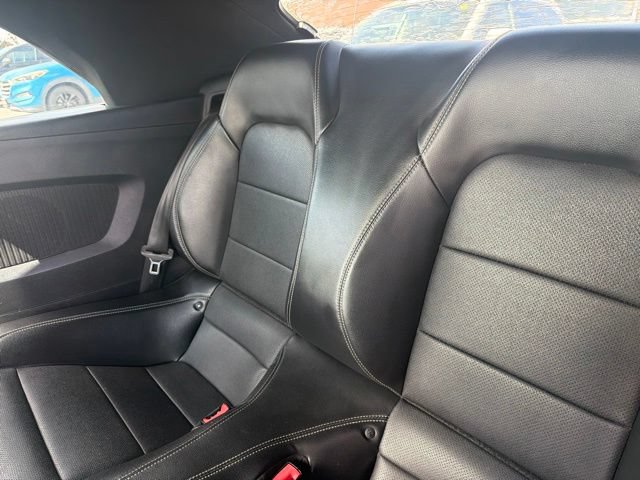 Used 2019 Ford Mustang Premium RWD image 17