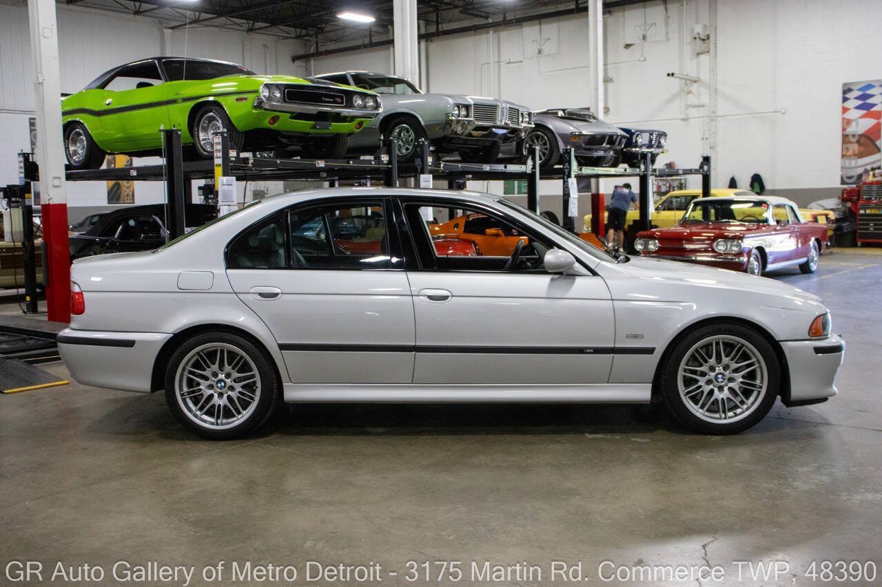 Used 2003 BMW M5 RWD image 8
