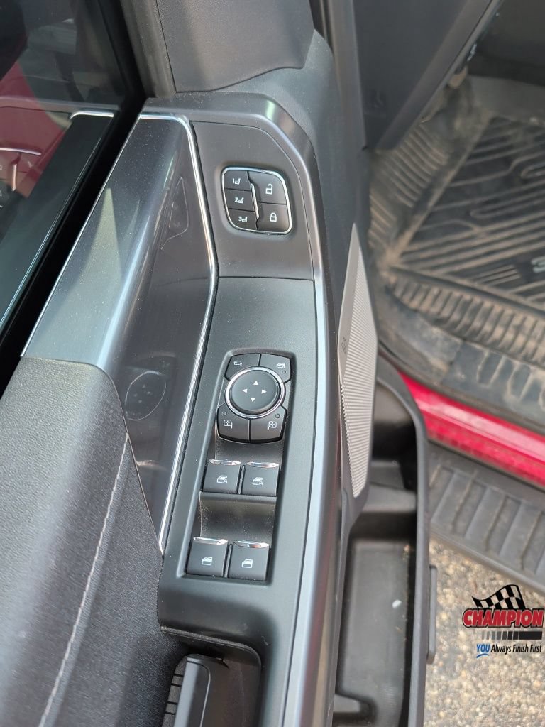 Used 2025 Ford F150 Lariat w/ Bed Utility Package AWD/4WD image 17