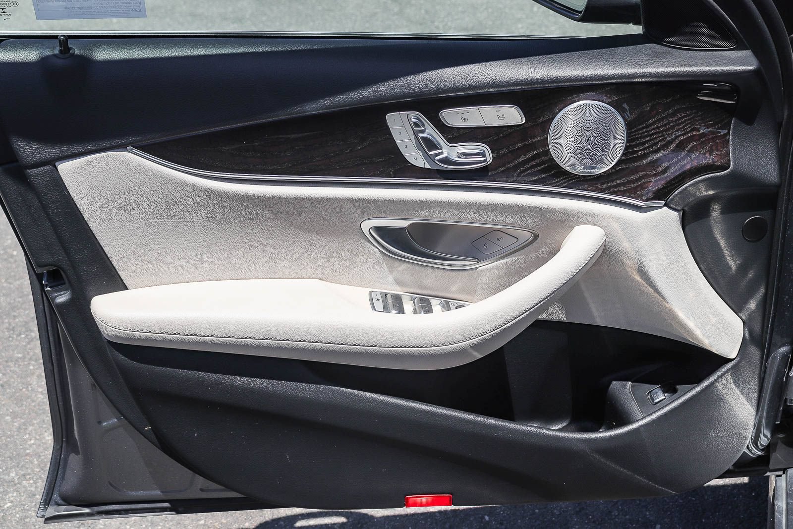 Used 2019 Mercedes-Benz E 300 image 21