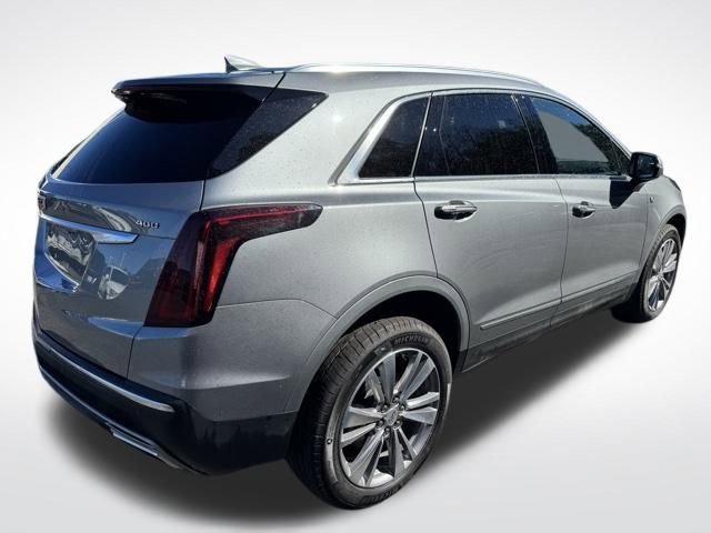 Used 2025 Cadillac XT5 Premium Luxury image 4