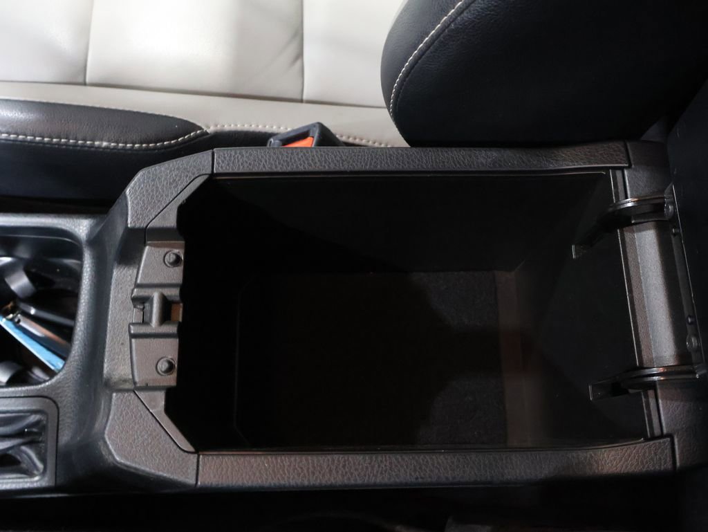 Used 2018 Toyota RAV4 Limited w/ Advanced Technology Package image 31