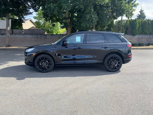 New 2025 Lincoln Corsair Reserve w/ Jet Appearance Package image 2