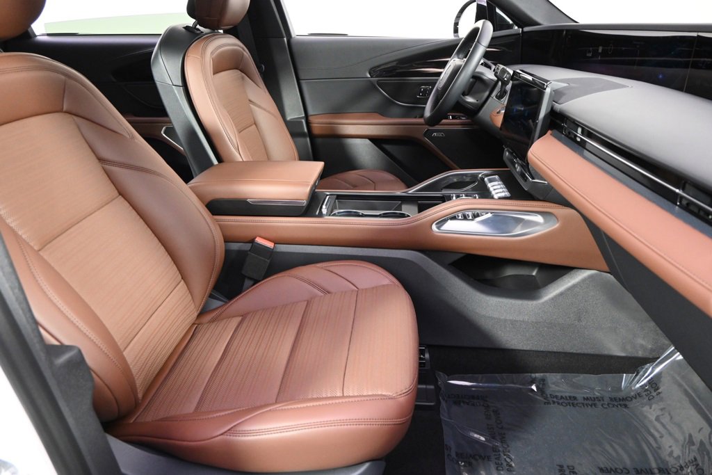 New 2026 Lincoln Nautilus Reserve w/ Jet Appearance Package image 16