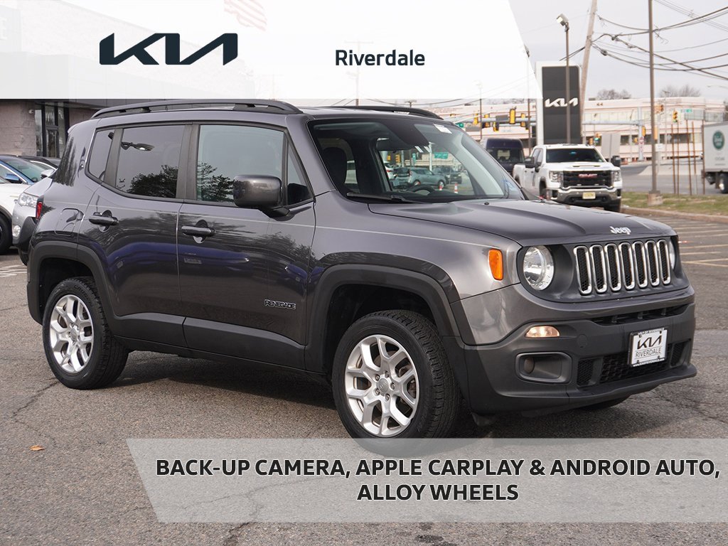Used 2018 Jeep Renegade Latitude image 1